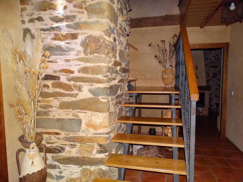 Гостьовий будинок Casa Abuela ★★★ Grisuela Екстер'єр фото