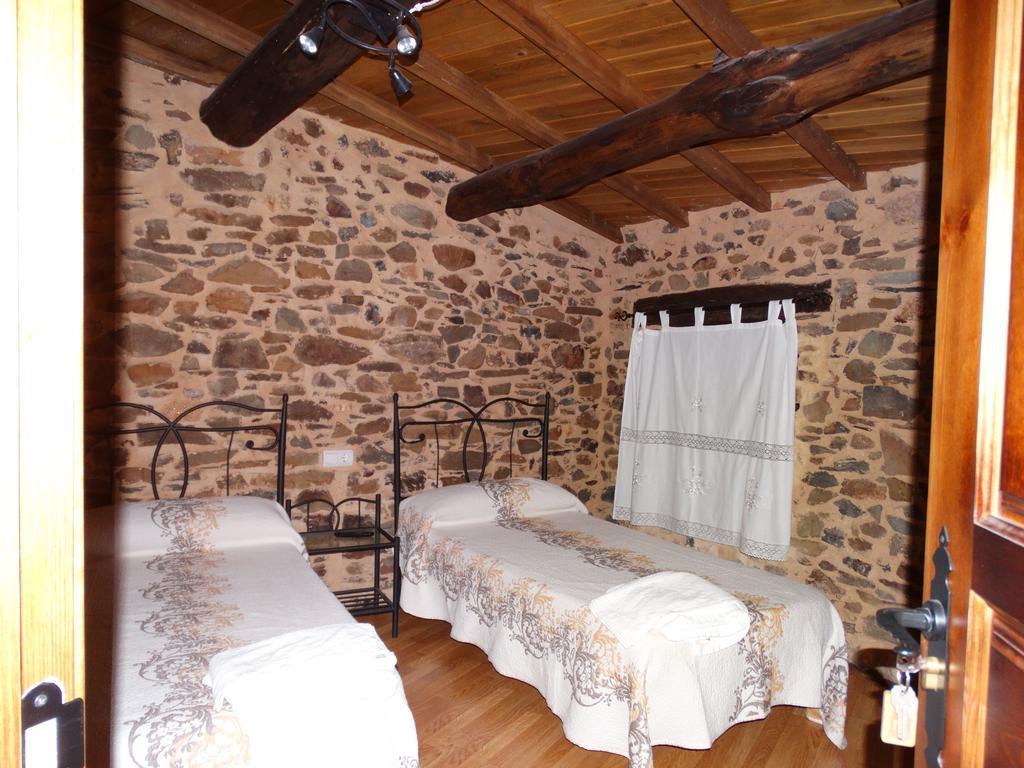 Гостьовий будинок Casa Abuela ★★★ Grisuela Екстер'єр фото